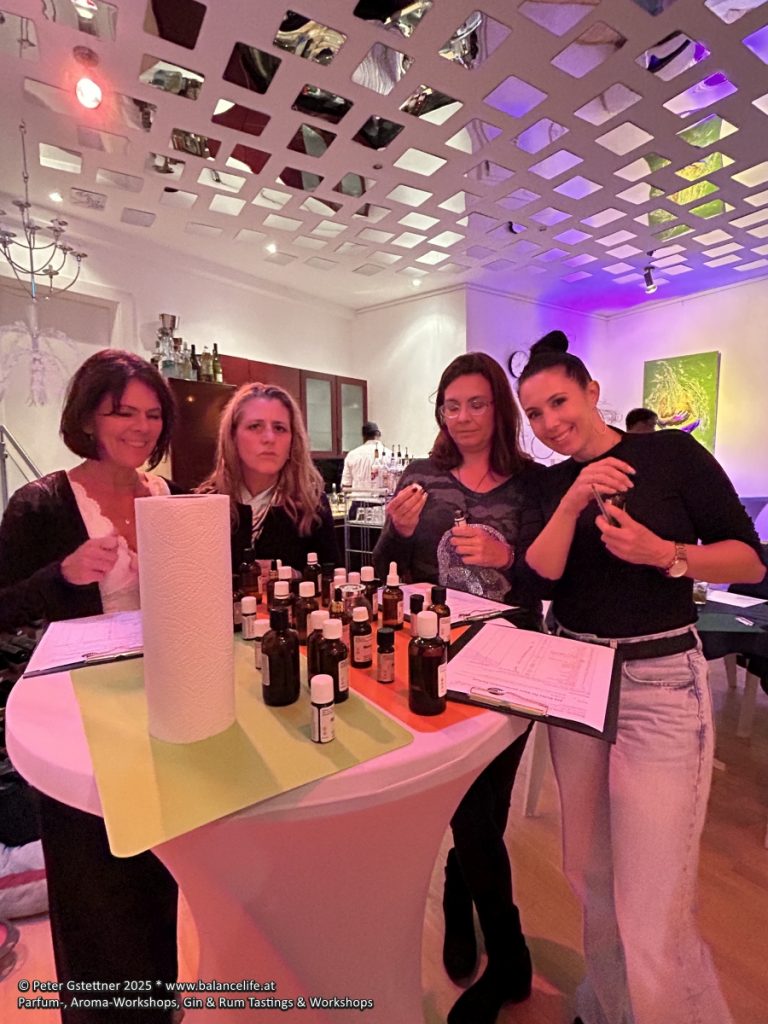 Parfum Workshop & Party in Wien: Dein eigener Duft, Drinks und ein besonderer Abend 4 Parfum Party 20250926 030